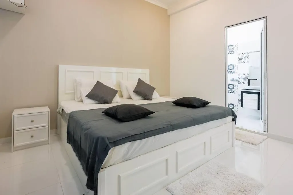 ヴィラ Clintonvilla 4-Bedroom With Pool Near To Airport ネゴンボ